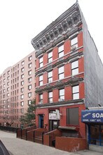 347 E 105th St in New York, NY - Building Photo - Building Photo