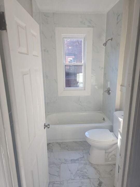 93 Maple Ave in Hartford, CT - Building Photo
