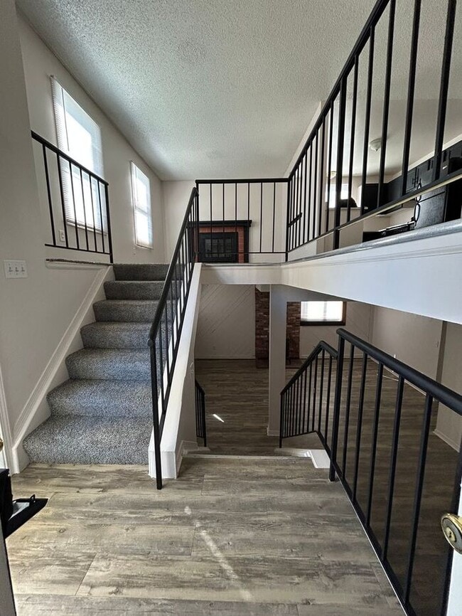8555 S Estes St in Littleton, CO - Building Photo - Building Photo
