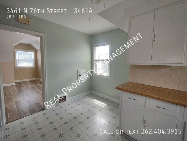 3461 N 76th St in Milwaukee, WI - Building Photo - Building Photo