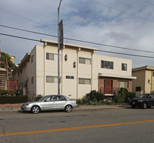 745 Yale St Apartments