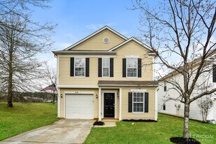 8638 Panglemont Drive in Charlotte, NC - Building Photo