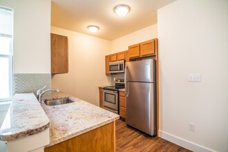 411 N 34th St in Philadelphia, PA - Building Photo - Building Photo