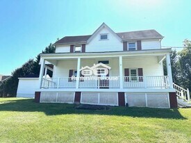 4214 College Ave in Ellicott City, MD - Building Photo