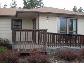 Pine Village Apartments in Cheney, WA - Building Photo - Building Photo