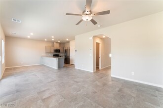 3832 Antilia Ave in North Las Vegas, NV - Building Photo - Building Photo