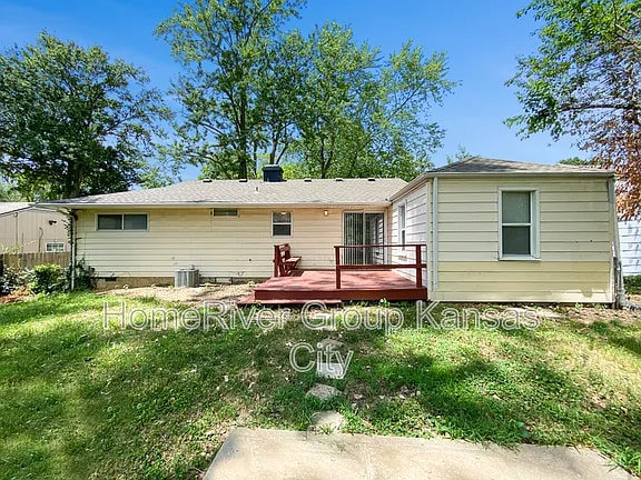 property at 7801 E 112th St