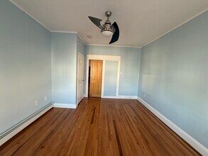 55 Lithgow St in Boston, MA - Building Photo - Building Photo