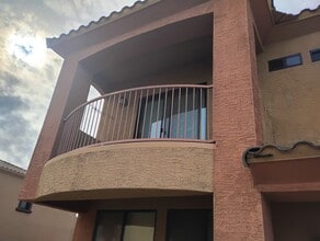 16231 N 30th Ter in Phoenix, AZ - Foto de edificio - Building Photo