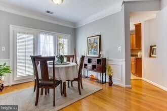 7021 Haycock Rd in Falls Church, VA - Building Photo - Building Photo