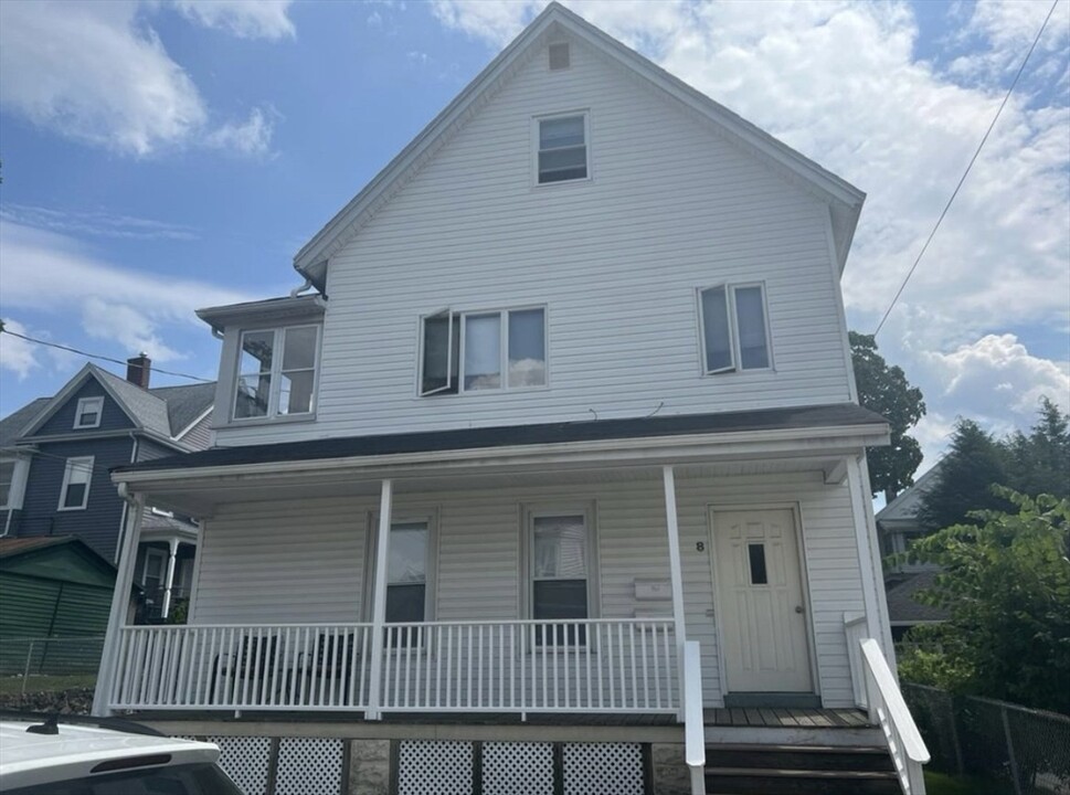 8 Kearney St in Malden, MA - Foto de edificio