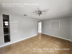 2425 Vinson Ave in Sarasota, FL - Building Photo - Building Photo