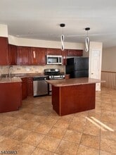 31 Morrell St in Elizabeth, NJ - Building Photo - Building Photo