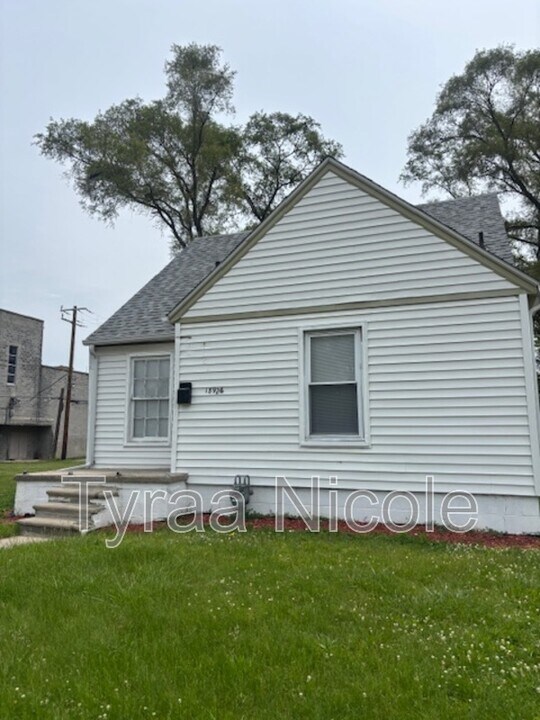 18926 Fleming St in Detroit, MI - Building Photo