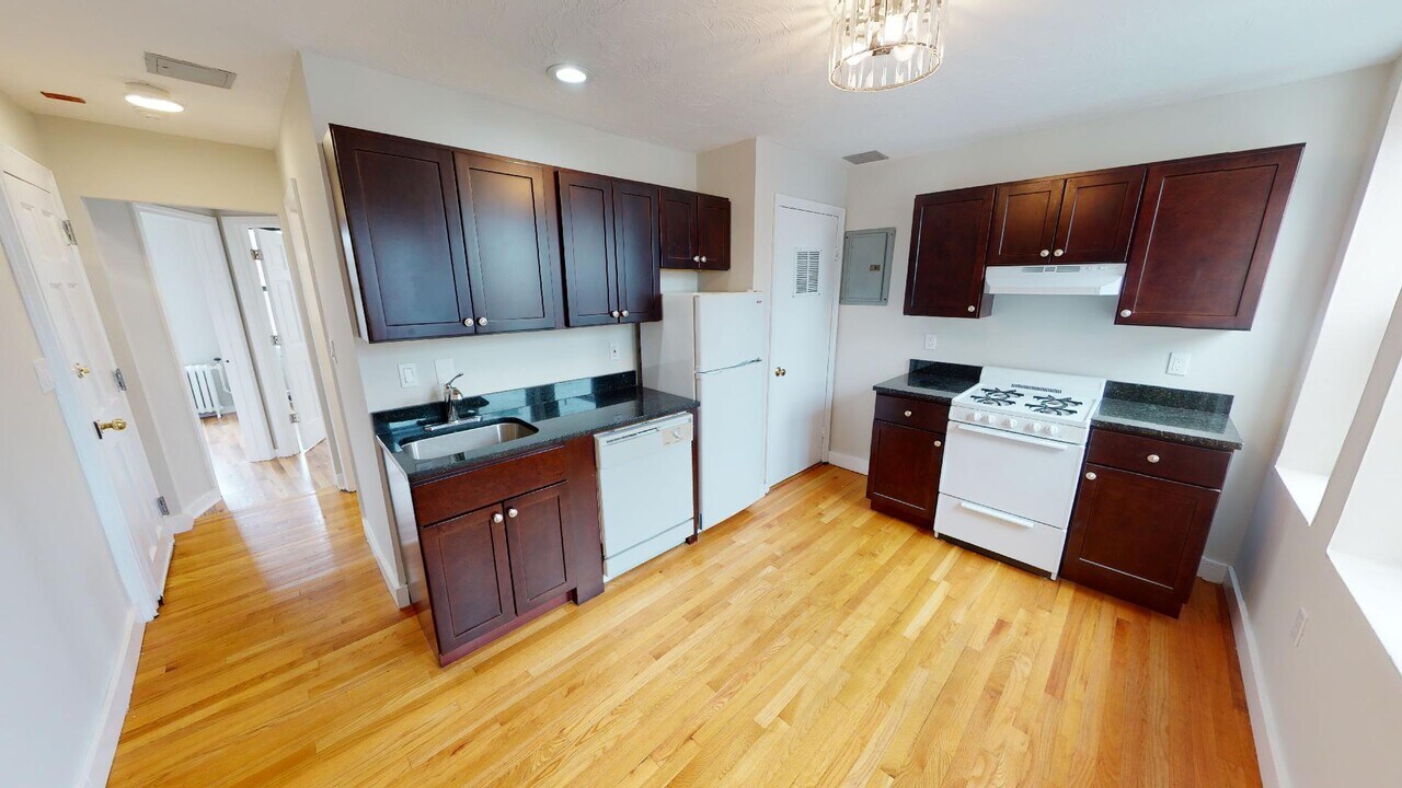 233 Hanover St in Boston, MA - Building Photo