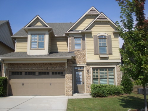 property at 2000 Harvest Ridge Cir NE