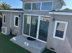 572 N Cambridge St in Orange, CA - Building Photo - Building Photo