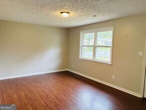 42 Westgate Park Ln in Newnan, GA - Building Photo - Building Photo