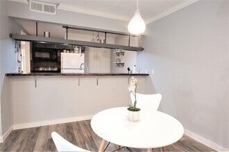 4907 Misty Slope Ln in Austin, TX - Building Photo - Building Photo