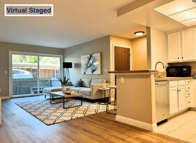 432 Edgehill Ln, Unit 95 in Oceanside, CA - Building Photo