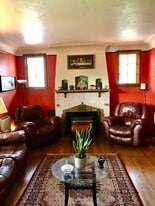 1924 SE 139th Ave, Unit Room 3 in Portland, OR - Building Photo