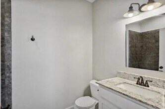 703 Maple St in Commerce, TX - Building Photo - Building Photo