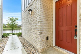 7604 Resting Mews in North Richland Hills, TX - Building Photo - Building Photo