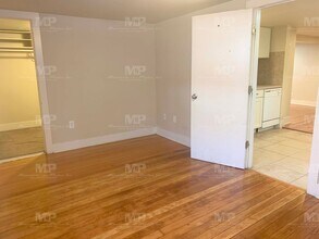 645 1/2 S Loomis Ave in Fort Collins, CO - Building Photo - Building Photo