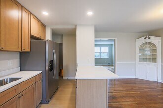 1554 Pentwood Rd in Baltimore, MD - Building Photo - Building Photo