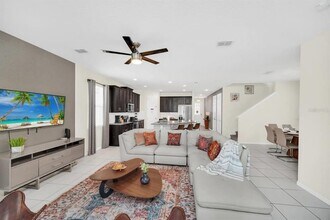 9009 Egret Mls Ter in Kissimmee, FL - Building Photo - Building Photo