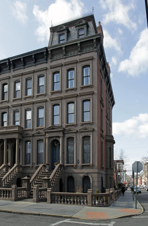 638 Hudson St in Hoboken, NJ - Foto de edificio