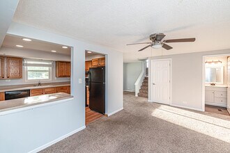 1403 E Lillian Ave in Arlington Heights, IL - Building Photo - Building Photo