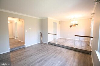 8943 Centerway Rd in Gaithersburg, MD - Building Photo - Building Photo