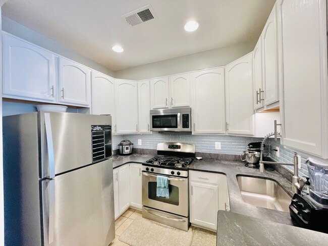 2304 Margraf Cir in Woodbridge, VA - Building Photo - Building Photo