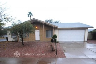 4249 E Yowy St in Phoenix, AZ - Building Photo