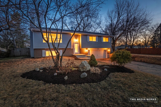 24331 Davids Ct in Naperville, IL - Building Photo - Building Photo