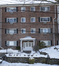 Palmer House in New Rochelle, NY - Foto de edificio - Building Photo