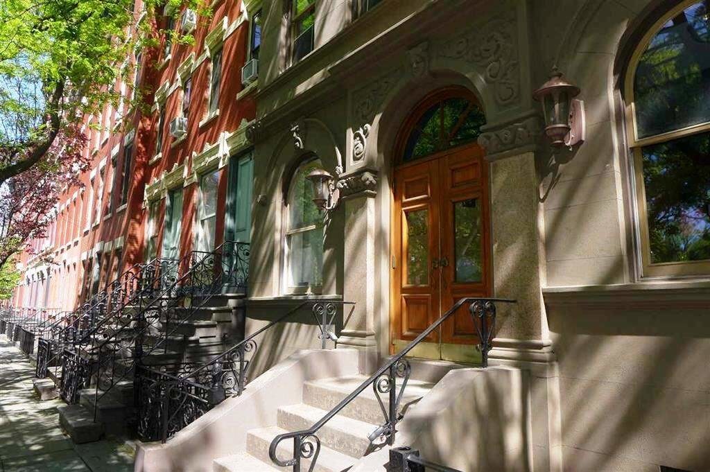 264 9th St in Jersey City, NJ - Building Photo