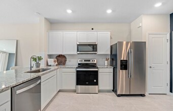 4548 Sparkling Shell Ave in Kissimmee, FL - Building Photo - Building Photo