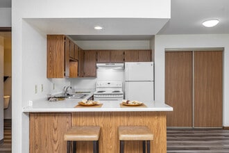 River Park Place Apartments in Mukwonago, WI - Foto de edificio - Interior Photo