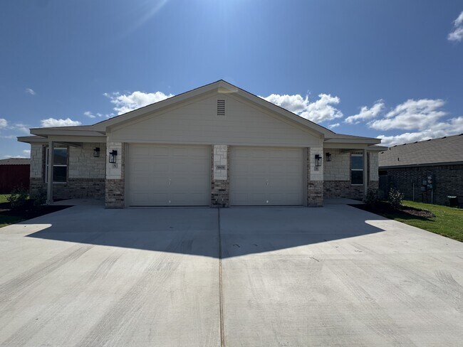 property at 5808 McGregor Lp