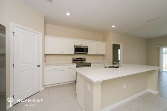 347 Kenilworth Dr in Kissimmee, FL - Building Photo - Building Photo