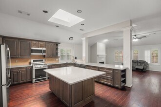 23242 Willow Canyon Dr in Katy, TX - Building Photo - Building Photo