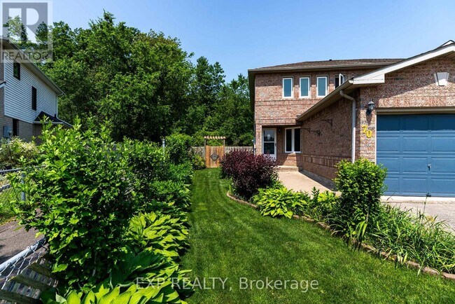 70 Jefferson Ct W in Welland, ON - Building Photo - Building Photo
