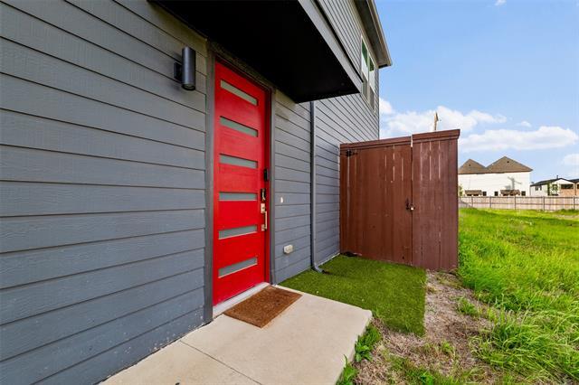 2404 Merlin St in Dallas, TX - Building Photo - Building Photo