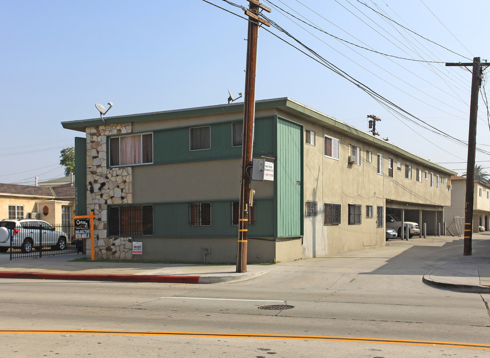 6340 State St in Huntington Park, CA - Foto de edificio