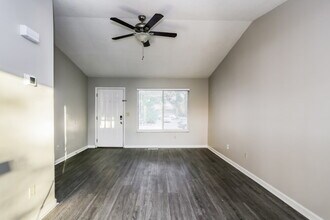 3117 Falcon Bridge Dr in Columbus, OH - Building Photo - Building Photo