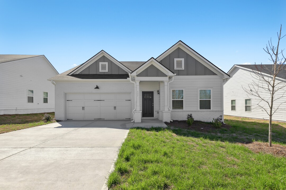 North Pointe in Calhoun, GA - Foto de edificio