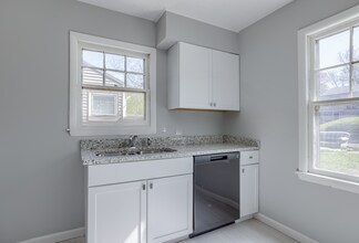 3906 N 54th St in Omaha, NE - Building Photo - Building Photo