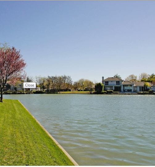 CASTELLINO AT LAGUNA WEST in Elk Grove, CA - Foto de edificio - Building Photo